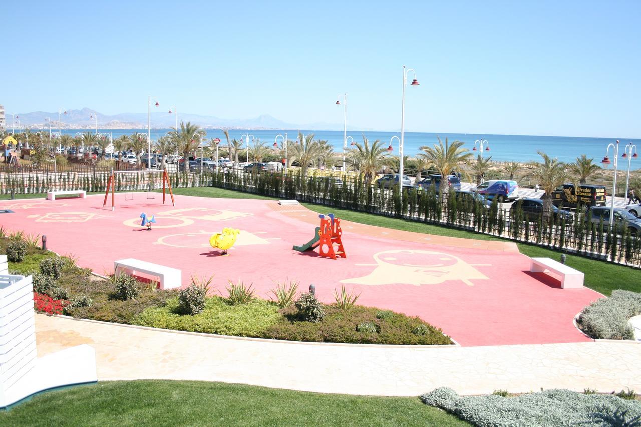 Ocean View Arenales del Sol